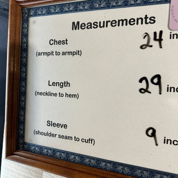 Torrid size 2 (2X) gray floral smocked short flutter sleeve top FLAW - Picture 10 of 10